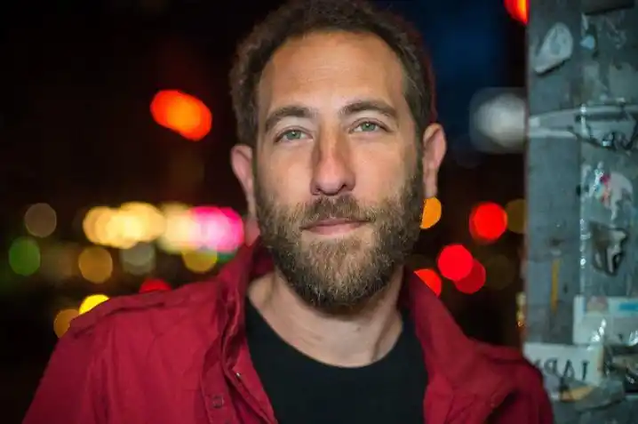 Complete Information Comedian Ari Shaffir